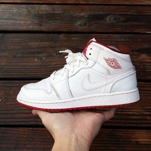 Women Size 7.5 / Size 6 Youth 2016 Nike Air Jordan 1 Mid Gym Red Basketball Shoe